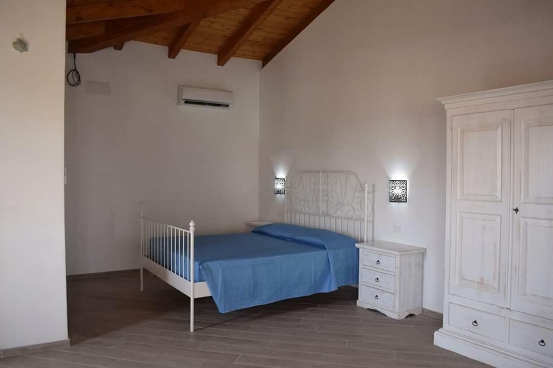 Corallo Rooms Budoni Eksteriør bilde