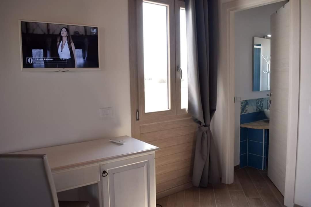 Corallo Rooms Budoni Eksteriør bilde
